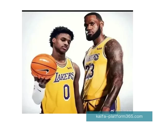 Shams报道：小斯与老里坎迪斯帕克多恩等人成功入选2026奈史密斯篮球名人堂